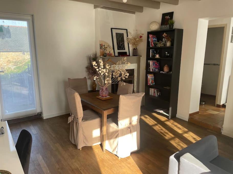 Charmante Maison, Coeur De Bourg Bazouges-la-Pérouse Eksteriør bilde