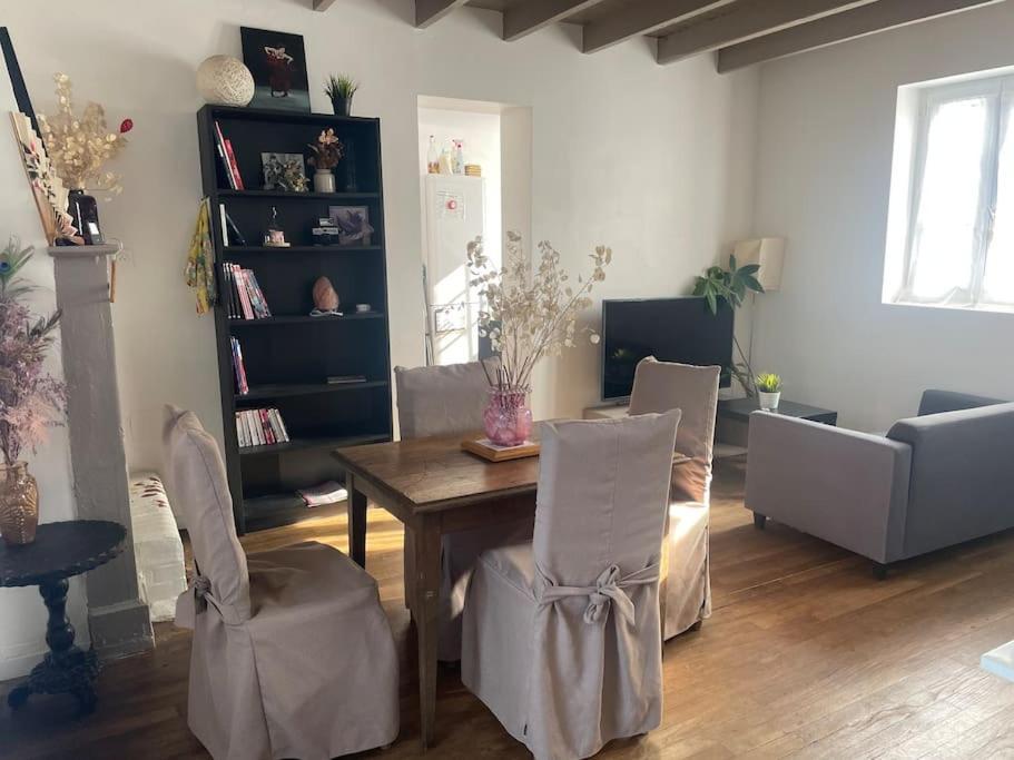Charmante Maison, Coeur De Bourg Bazouges-la-Pérouse Eksteriør bilde
