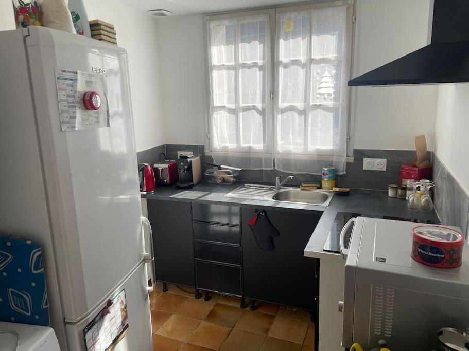 Charmante Maison, Coeur De Bourg Bazouges-la-Pérouse Eksteriør bilde